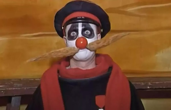 Умер актер Гладков, известный по ролям в шоу «Каламбур»