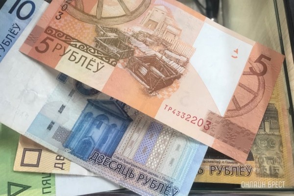 Сколько белорусы будут зарабатывать в 2024 году? Рассказали в Минэкономики